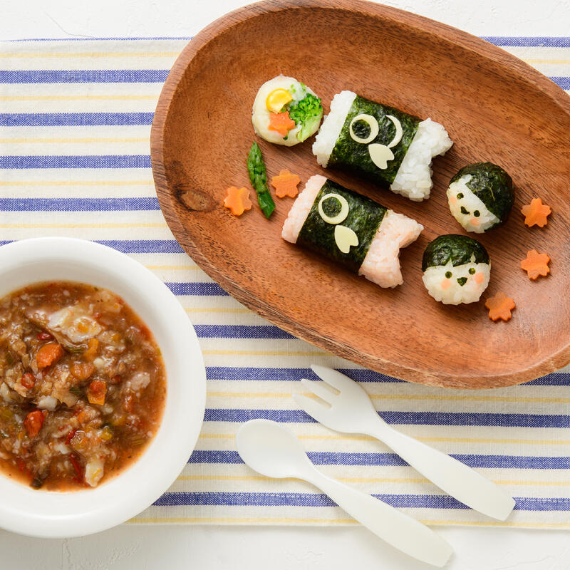 子どもの日おにぎりとタラの野菜あんかけ